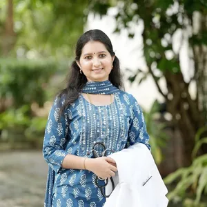 Dr. Priyanka P, Yoga and Smrithi Meditation at Prayaan.Life